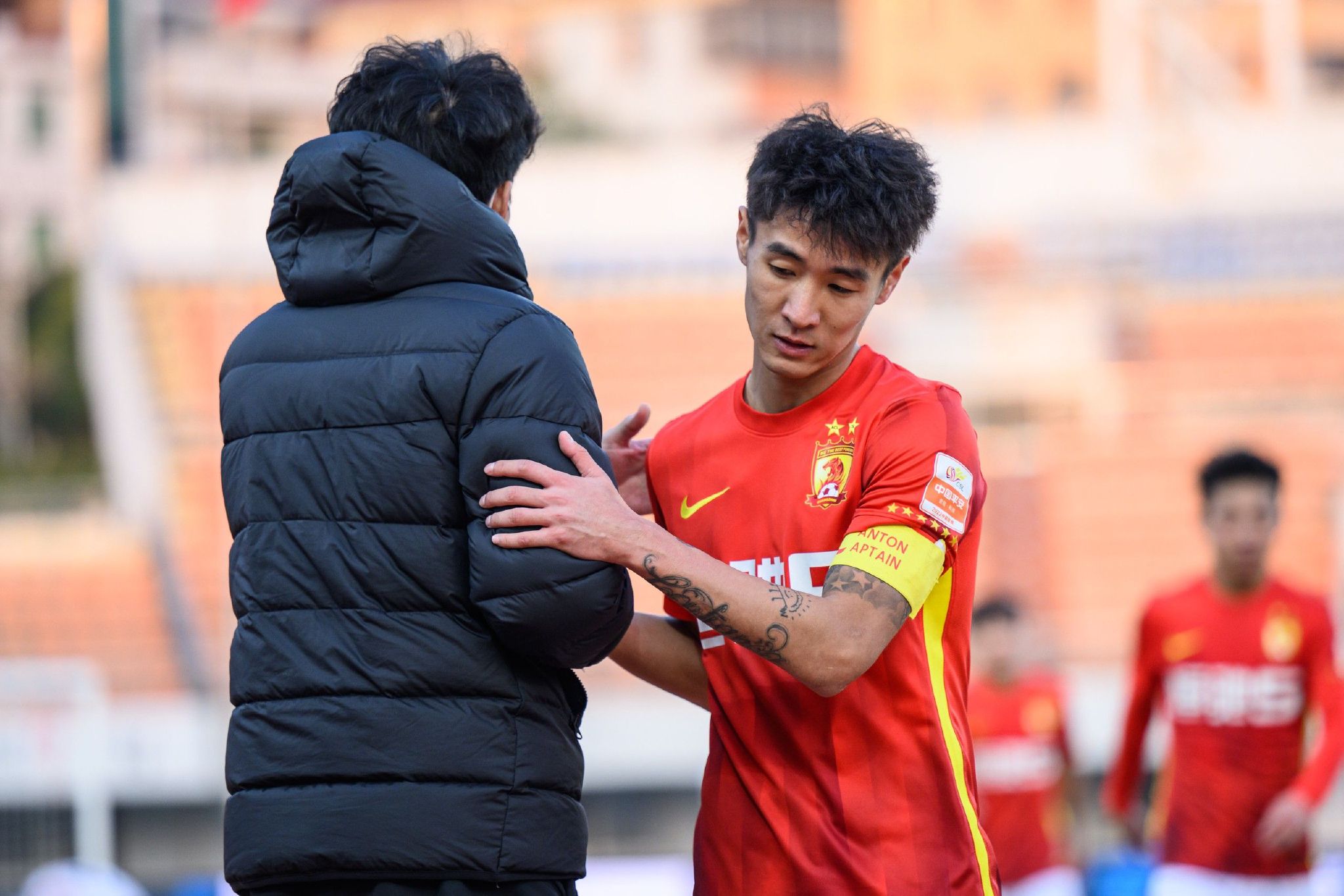 阿森纳6-0朗斯锁头名 哈弗茨连场破门若鸟点射前场5人齐开花欧冠小组赛B组第5轮，阿森纳主场迎战朗斯。